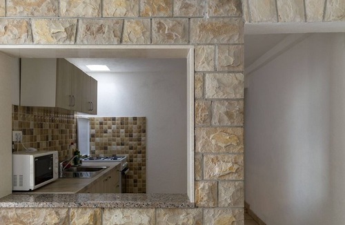Maslinica Apartment | One bedroom apartment near beach Maslinica, Šolta (A-775-c)