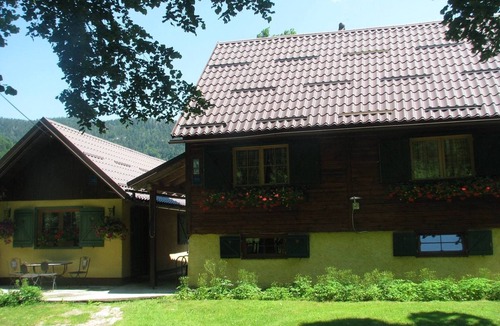 Jasenak Apartment | One bedroom apartment with a swimming pool Jasenak, Gorski kotar (A-20718-d)
