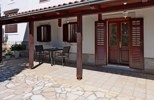 Klenovica Apartment | One bedroom apartment with terrace Klenovica, Novi Vinodolski (A-5580-c)