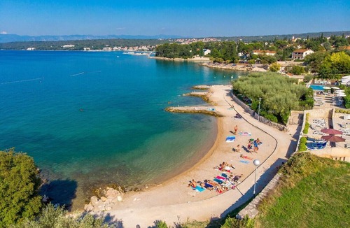 Milovcici Apartment | One bedroom apartment with terrace and sea view Milovcici, Krk (A-23577-c)