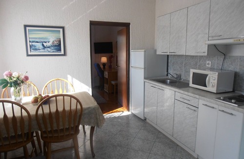 Sveti Anton Apartment | One bedroom apartment with terrace Sveti Anton, Krk (A-5288-c)