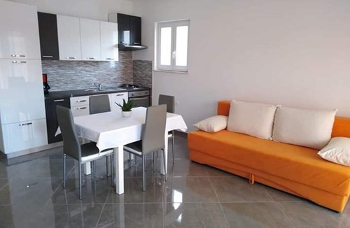 Metajna Apartment | One bedroom apartment with terrace and sea view Metajna (Pag) (A-20521-a)