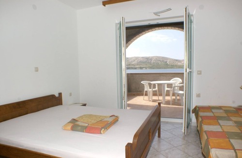 Kustici Apartment | One bedroom apartment with terrace and sea view Zubovići, Pag (A-4130-c)