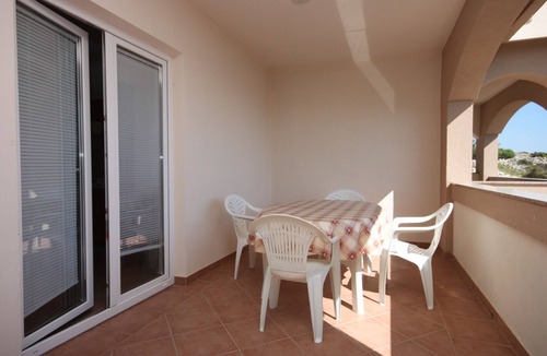 Kustici Apartment | One bedroom apartment near beach Kustići, Pag (A-6376-a)