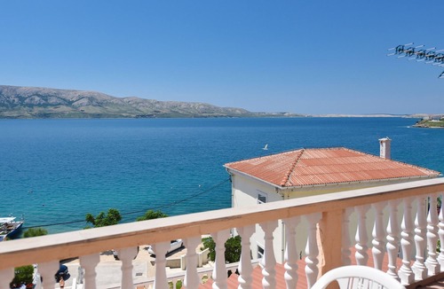 Metajna Apartment | One bedroom apartment near beach Metajna, Pag (A-6522-g)