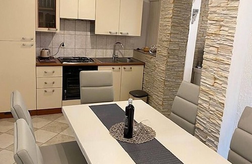Metajna Apartment | One bedroom apartment with terrace and sea view Metajna (Pag) (A-4161-b)