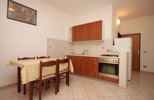 Vidalici Apartment | One bedroom apartment near beach Vidalići, Pag (A-6359-e)