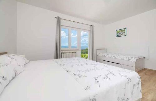 Dramalj Apartment | One-Bedroom Apartment in Crikvenica XVIII