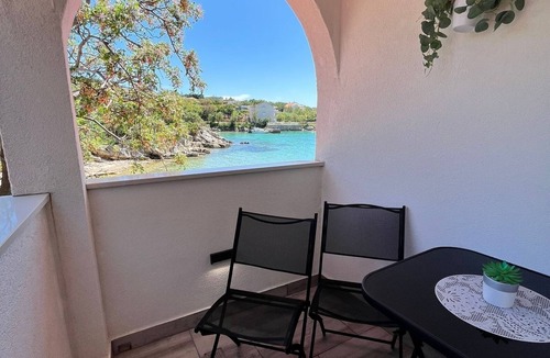 Potocnica Apartment | One bedroom apartment near beach Potočnica, Pag (A-222-e)