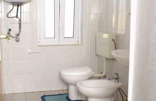 Stara Novalja Apartment | One bedroom apartment near beach Stara Novalja, Pag (A-4055-b)