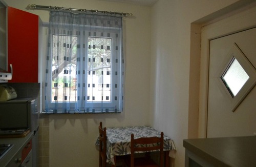 Stara Novalja Apartment | One bedroom apartment near beach Stara Novalja (Pag) (A-4106-a)