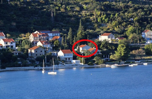 Slano Apartment | One bedroom apartment near beach Slano, Dubrovnik (A-8599-a)