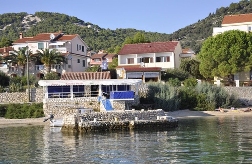 Barbat na Rabu Apartment | One bedroom apartment near beach Barbat, Rab (A-14512-b)