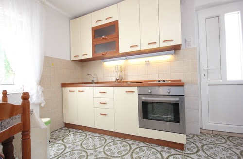 Necujam Apartment | One bedroom apartment with terrace Nečujam, Šolta (A-8691-b)