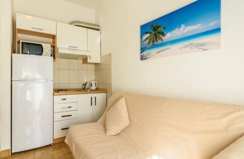 Marina Apartment | One bedroom apartment with balcony Marina, Trogir (A-25135-b)