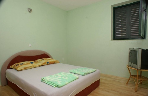 Marusici Apartment | One bedroom apartment with terrace and sea view Marušići, Omiš (A-2741-b)