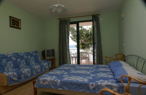 Marusici Apartment | One bedroom apartment with terrace and sea view Marušići, Omiš (A-2741-c)