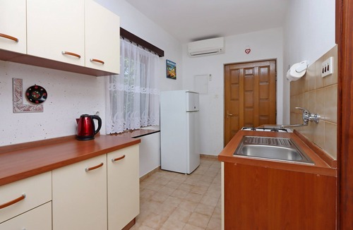Potocnica Apartment | One bedroom apartment with terrace and sea view Potočnica (Pag) (A-6338-b)