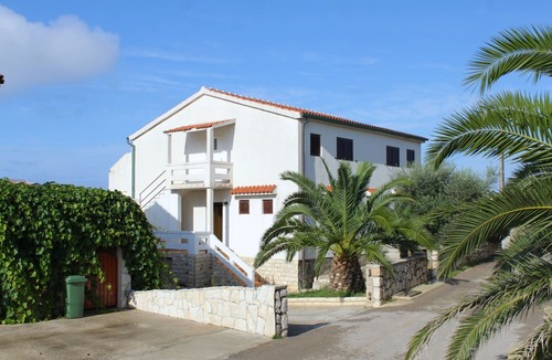 Novalja Apartment | One bedroom apartment with terrace and sea view Novalja, Pag (A-9335-b)