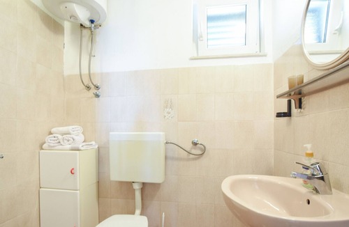 Marusici Apartment | One bedroom apartment with terrace and sea view Marušići, Omiš (A-10012-b)