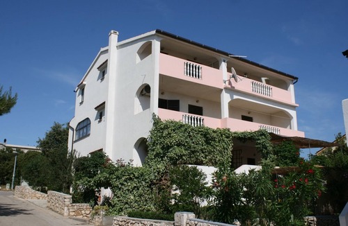 Mandre Apartment | One bedroom apartment with terrace Mandre, Pag (A-523-a)