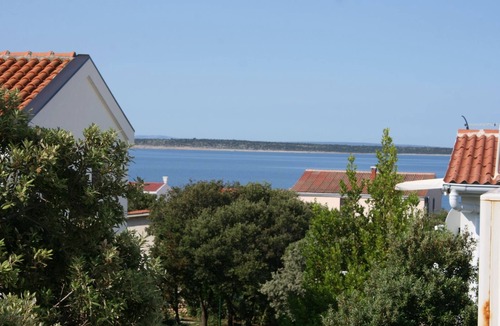 Mandre Apartment | One bedroom apartment with terrace and sea view Mandre, Pag (A-6405-c)