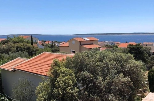 Mandre Apartment | One bedroom apartment with terrace and sea view Mandre (Pag) (A-9354-d)