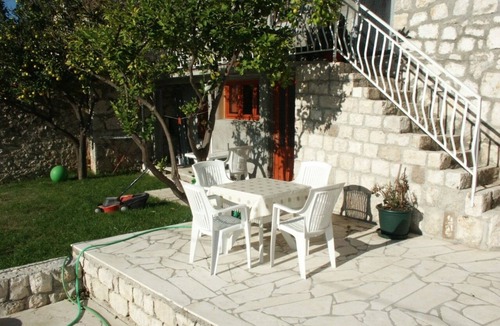 Krucica Apartment | One bedroom apartment with terrace and sea view Slađenovići (Dubrovnik) (A-2162-a)