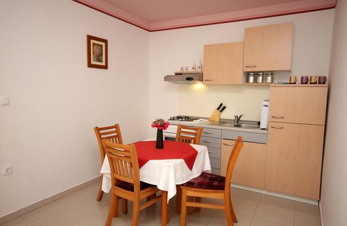 Slano Apartment | One bedroom apartment with terrace and sea view Slano, Dubrovnik (A-3183-c)
