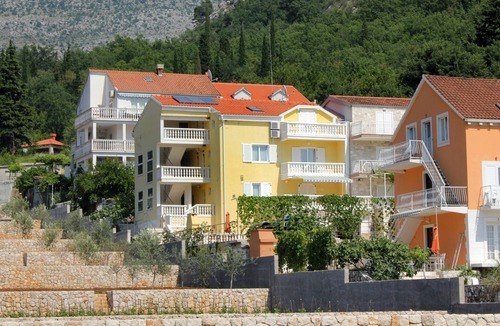 Slano Apartment | One bedroom apartment with terrace and sea view Slano, Dubrovnik (A-3183-c)