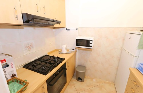 Jakisnica Apartment | One bedroom apartment with terrace and sea view Jakišnica, Pag (A-10428-c)