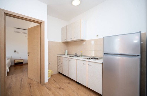 Jakisnica Apartment | One bedroom apartment with terrace Jakišnica, Pag (A-4053-b)