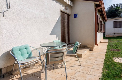 Banjole Apartment | One bedroom apartment with terrace Banjole, Pula (A-2258-b)