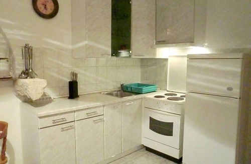 Banjol Apartment | One bedroom apartment with balcony and sea view Banjol, Rab (A-16645-c)