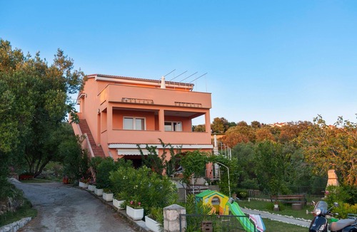 Supetarska Draga Apartment | One bedroom apartment with terrace and sea view Supetarska Draga - Gonar, Rab (A-16738-b)