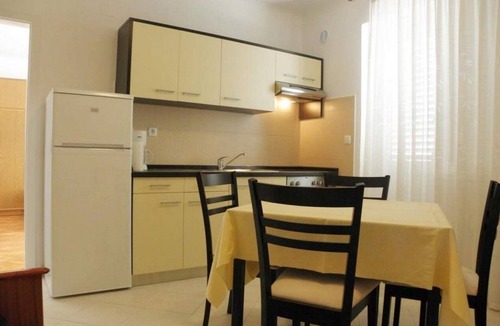 Barbat na Rabu Apartment | One bedroom apartment with terrace and sea view Barbat, Rab (A-22053-b)