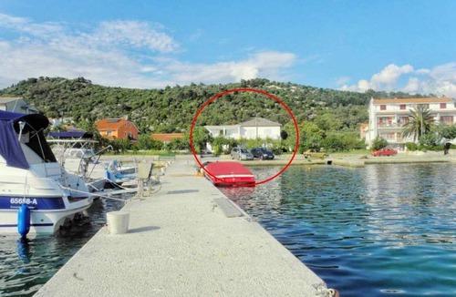Barbat na Rabu Apartment | One bedroom apartment with terrace and sea view Barbat, Rab (A-22053-b)