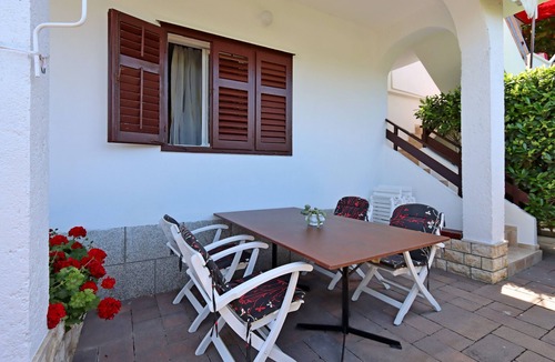 Supetarska Draga Apartment | One bedroom apartment with terrace and sea view Supetarska Draga - Donja, Rab (A-5030-c)