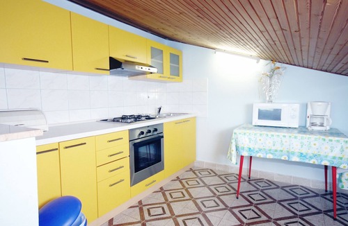 Kampor Apartment | One bedroom apartment with terrace and sea view Kampor, Rab (A-5064-a)