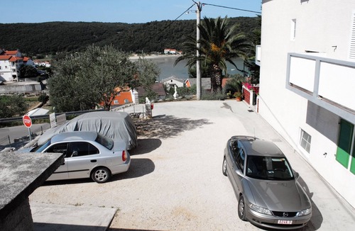 Kampor Apartment | One bedroom apartment with terrace and sea view Kampor, Rab (A-5064-a)
