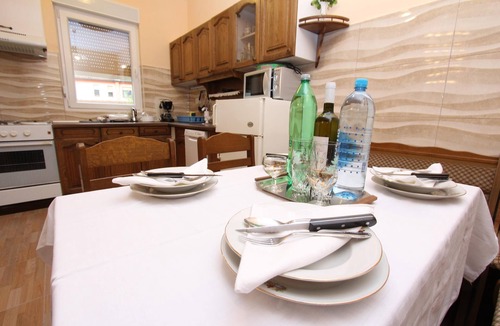 Valdebek Apartment | OTO Three-Bedroom Apartment with Terrace