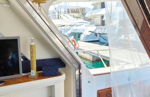 Palermo Boat Rental | Panaby - House Boat PalermoHouseboat Palermo