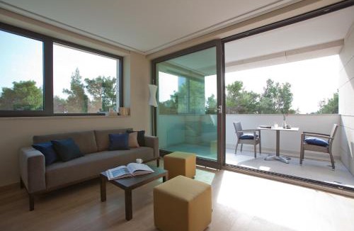 Rabac Apartment | Park Hill Residences