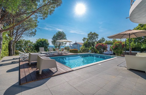 Dramalj Villa | Peace, luxury & sea views - modern villa for the whole family