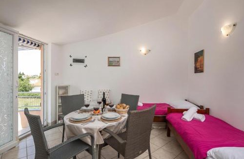Kavran Apartment | Peaceful Retreat Apartments with Terrace