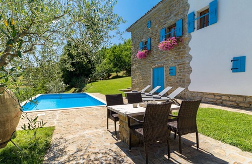 Golubici Villa | Peaceful Villa situated on the top of the hill with breathetaking view