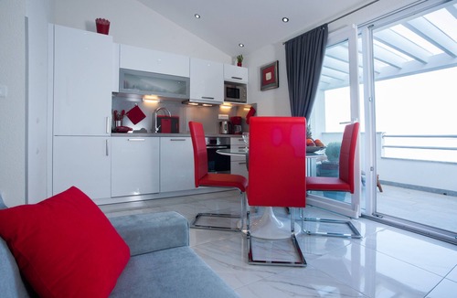 Mimice Apartment | Penthouse Filka-Coral apartment with top sea view