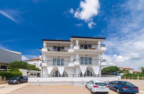 Salatic Apartment | PERLA VERDE Apartments