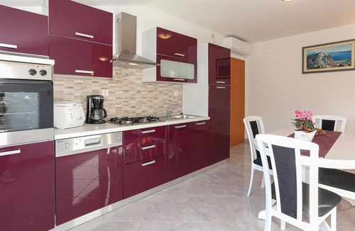 Omis Apartment | Pet friendly apartment in Gata