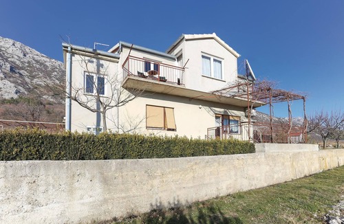 Omis Apartment | Pet friendly apartment in Gata